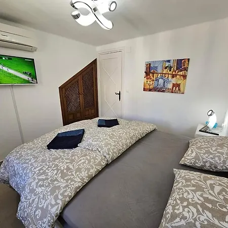 Zozo Playa Locos Apartment *